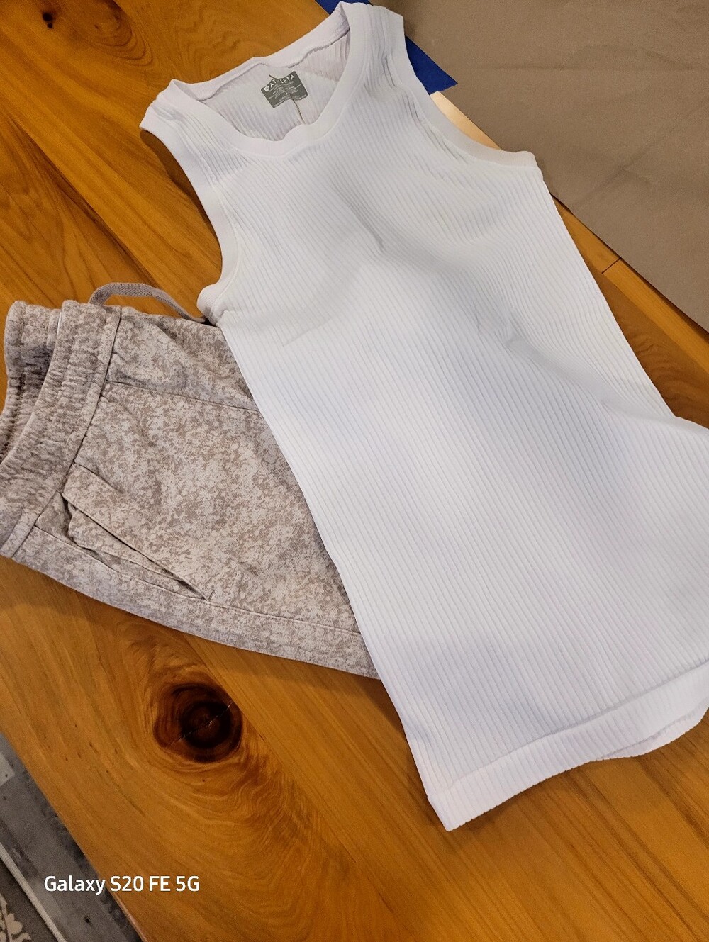 Athleta White Ribbed Tank & Beige Marled Joggers Set